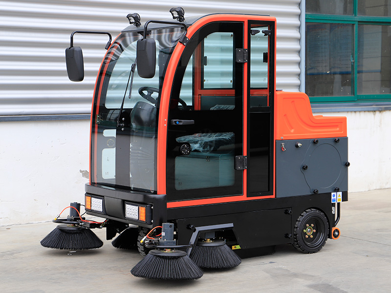 电动扫地车